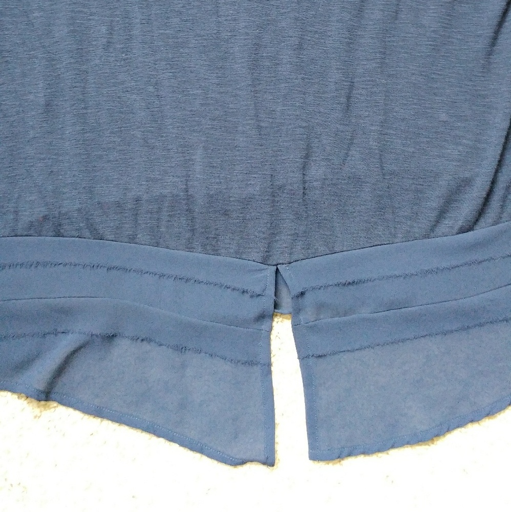 Navy blouse - Picture 2 of 3